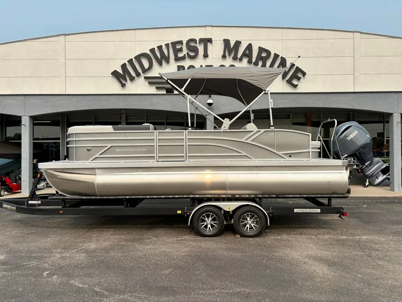 Slide: The Image of Bennington 22 SSB Snap 2025 - 20