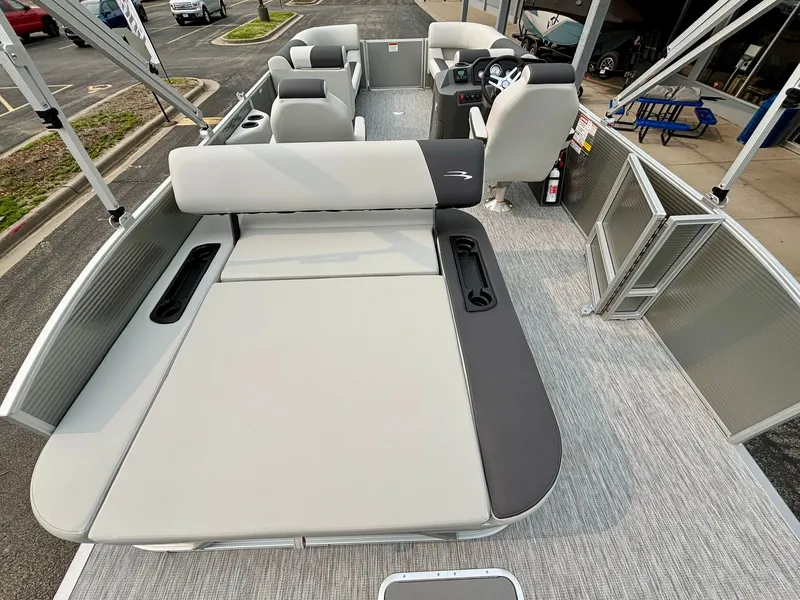 Slide: The Image of Bennington 22 SSB Snap 2025 - 22