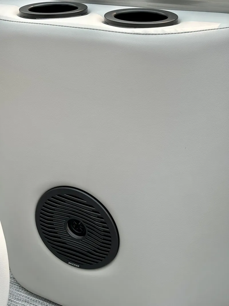 Slide: The Image of Bennington 22 SSB Snap 2025 - 25