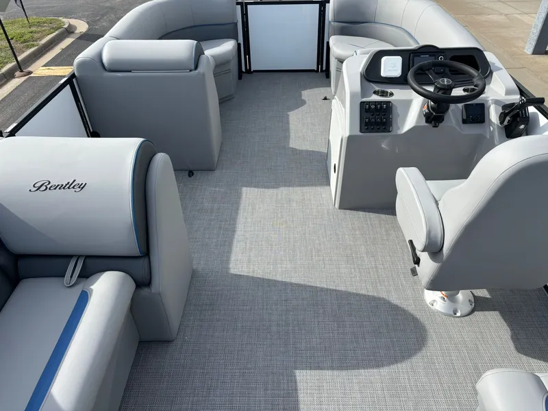 Slide: The Image of Bentley Pontoons 223 Bolt 2026 - 19