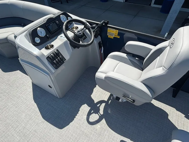 Slide: The Image of Bentley Pontoons 200 Fish N Cruise 2026 - 22