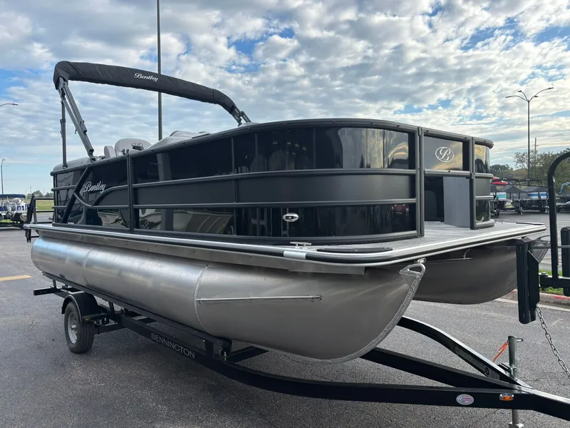 Slide: The Image of Bentley Pontoons 200 Fish CWT 2026 - 37