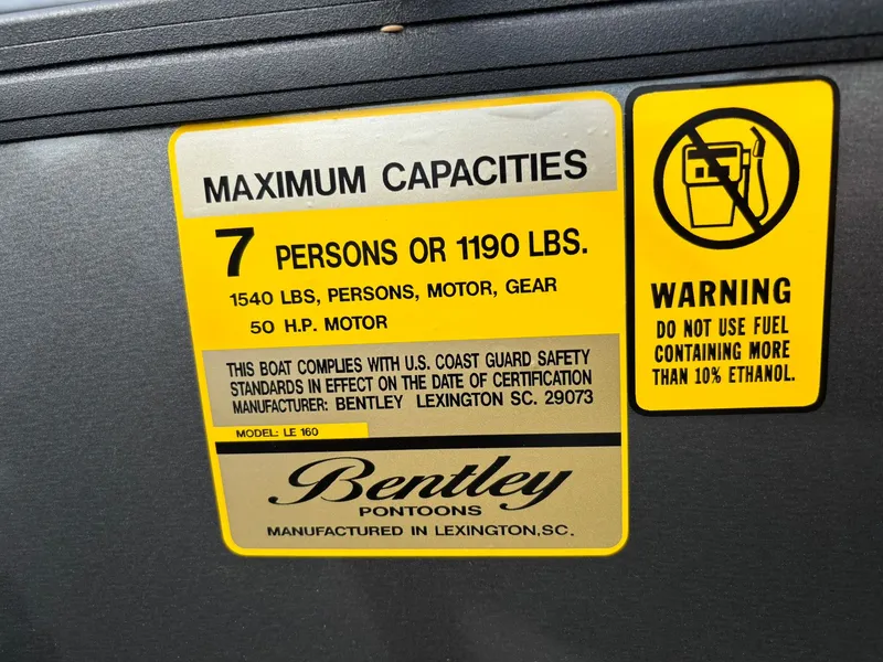 Slide: The Image of Bentley Pontoons 160 LE CR 2026 - 13