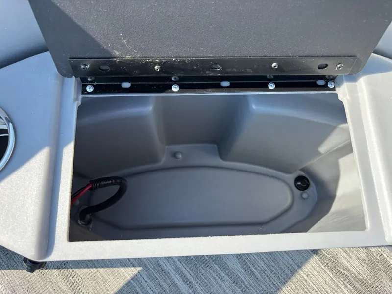 Slide: The Image of Bentley Pontoons 220 fish cwt 2026 - 26