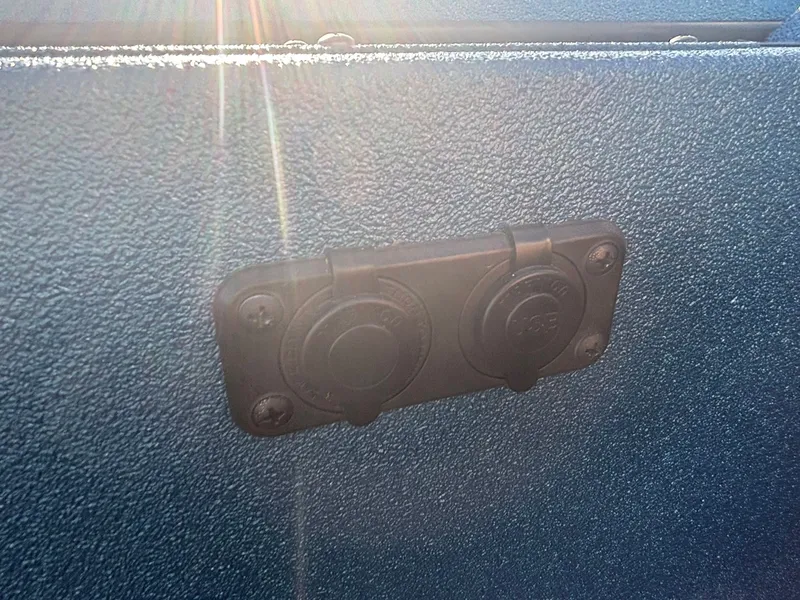 Slide: The Image of SeaArk Easy 200 2026 - 14