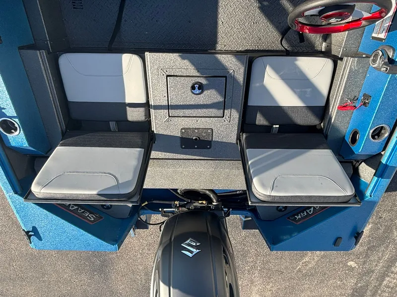 Slide: The Image of SeaArk Easy 200 2026 - 22