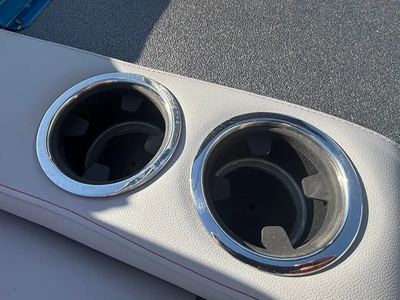 Slide: The Image of SeaArk Easy 200 2026 - 27