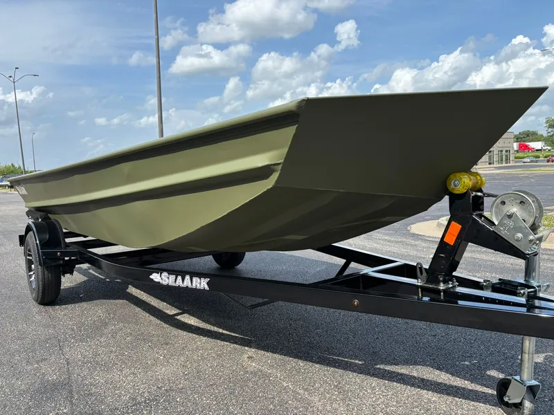 Slide: The Image of SeaArk 1652 Special 2026 - 4