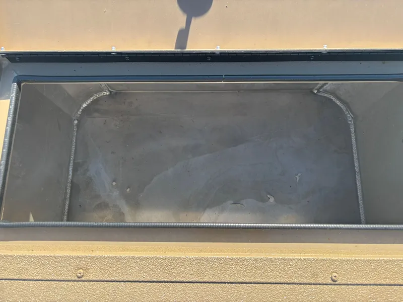 Slide: The Image of SeaArk Pro Cat 200 2026 - 12