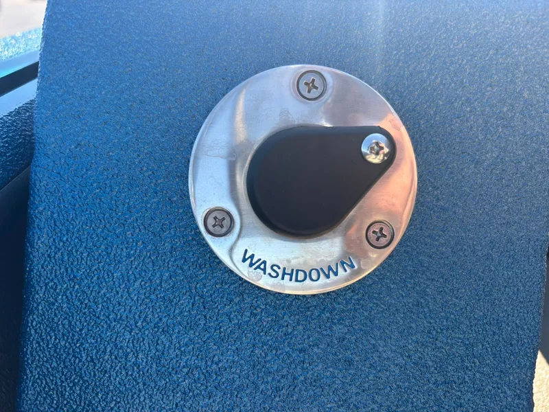 Slide: The Image of SeaArk Pro Cat 200 2026 - 22