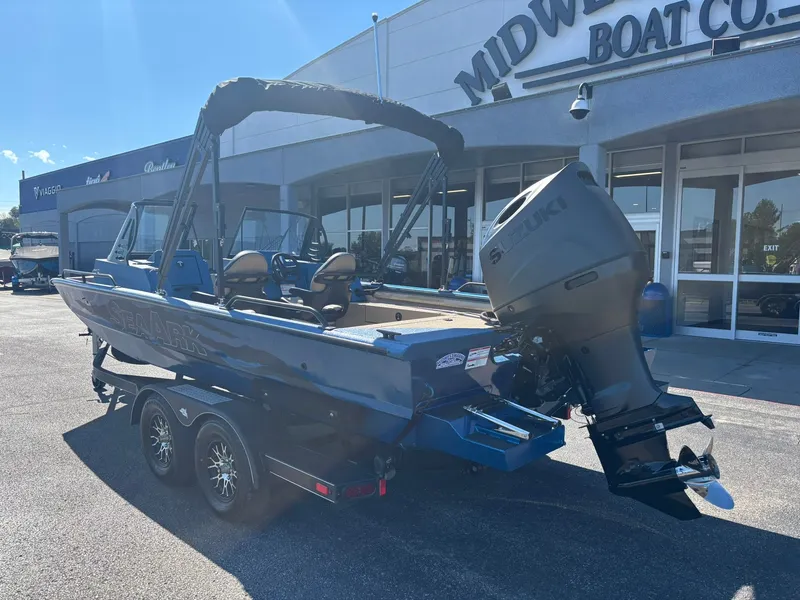 Slide: The Image of SeaArk Pro Cat 200 2026 - 29