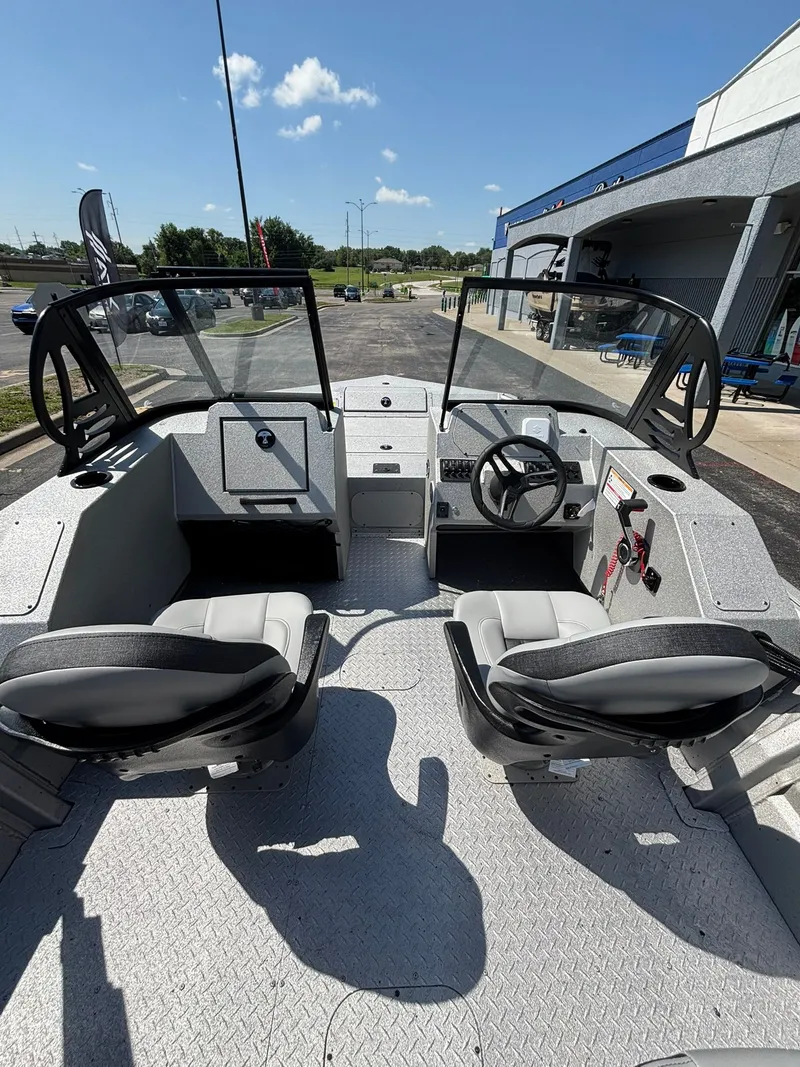 Slide: The Image of SeaArk Protege 200 2026 - 14