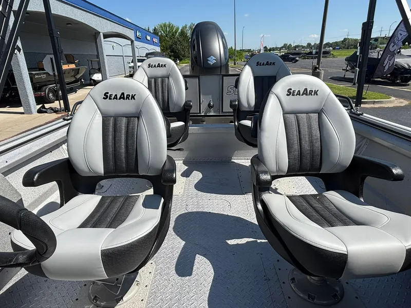 Slide: The Image of SeaArk Protege 200 2026 - 24
