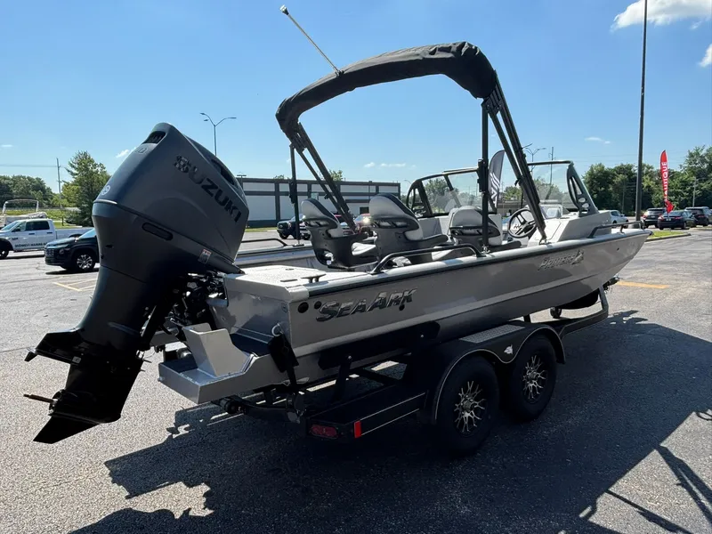 Slide: The Image of SeaArk Protege 200 2026 - 8