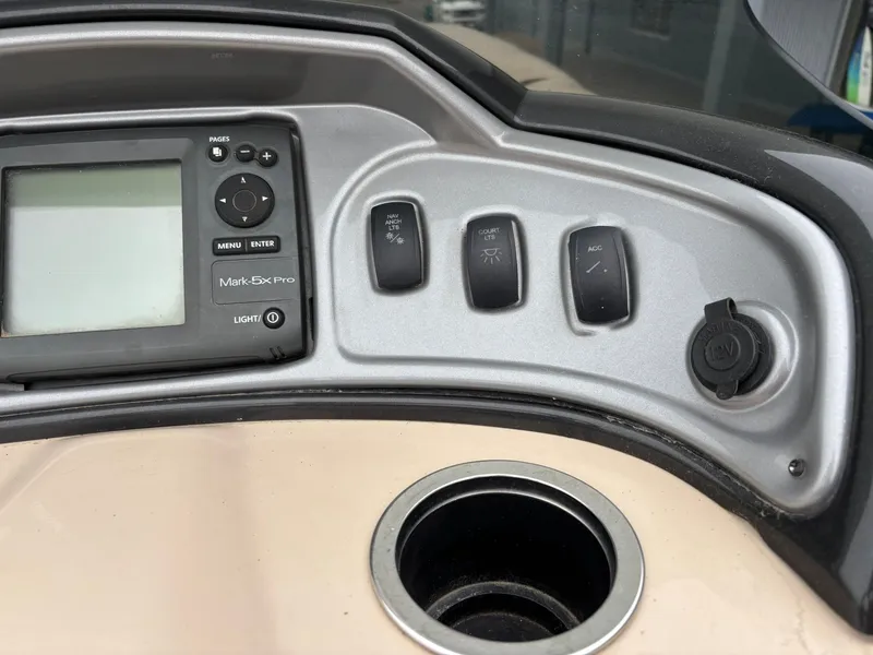 Slide: The Image of Sun Tracker 22 DLX Party Barge 2016 - 22