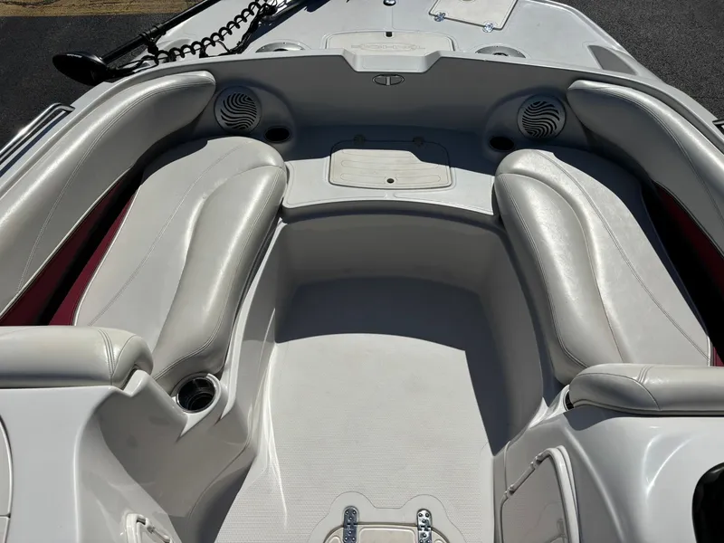 Slide: The Image of Tracker TAHOE 215 2014 - 19