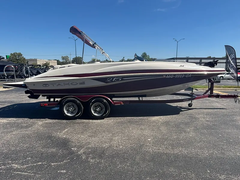 Slide: The Image of Tracker TAHOE 215 2014 - 32