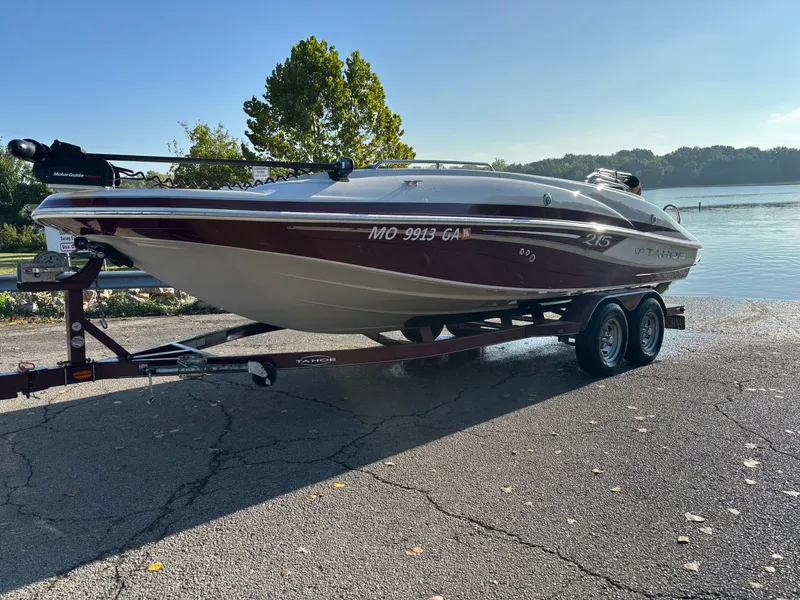 Slide: The Image of Tracker TAHOE 215 2014 - 40