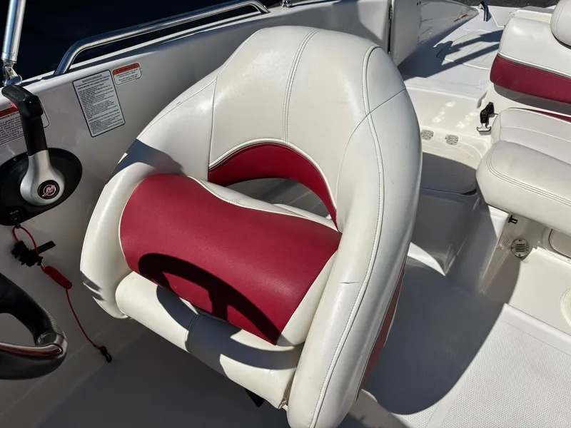 Slide: The Image of Tracker TAHOE 215 2014 - 5