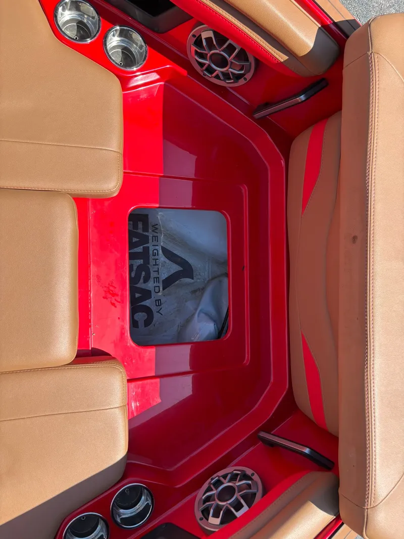 Slide: The Image of Axis T220 2023 - 14