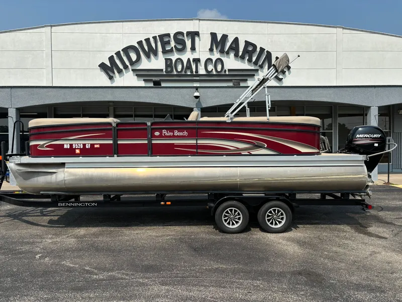 Slide: The Image of Palm Beach 240 ULTRA RF BULLET 2017 - 1