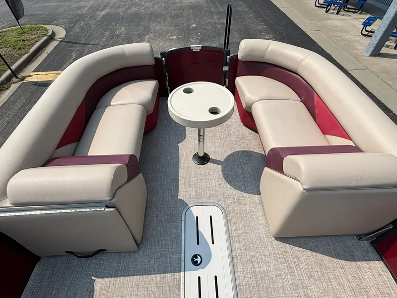 Slide: The Image of Palm Beach 240 ULTRA RF BULLET 2017 - 11