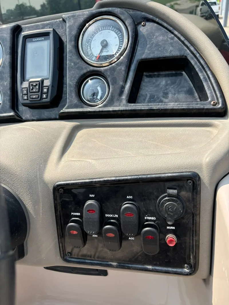 Slide: The Image of Palm Beach 240 ULTRA RF BULLET 2017 - 15