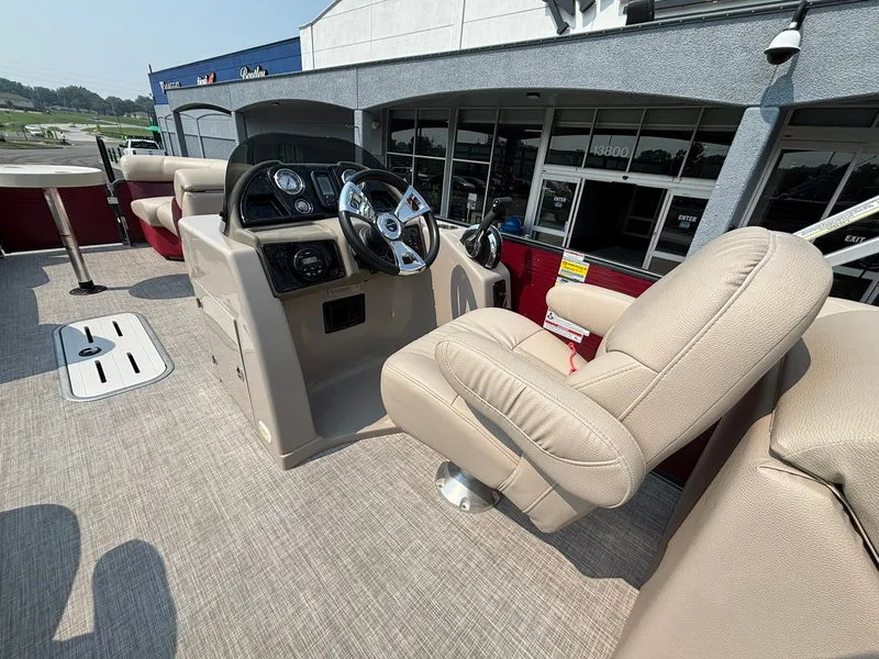 Slide: The Image of Palm Beach 240 ULTRA RF BULLET 2017 - 19