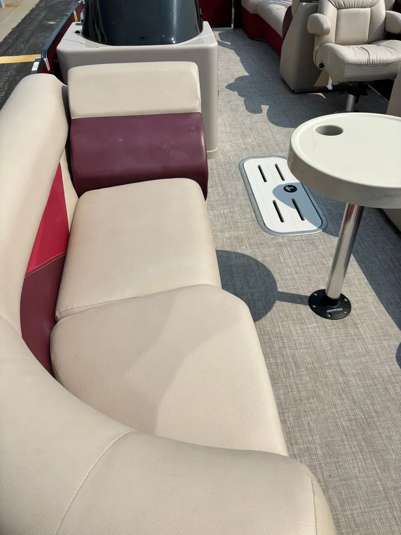 Slide: The Image of Palm Beach 240 ULTRA RF BULLET 2017 - 8