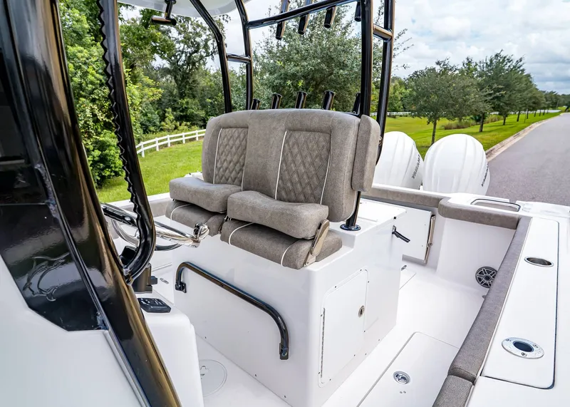 Slide: The Image of Sea Hunt Gamefish 28 Coffin Box 2026 - 22