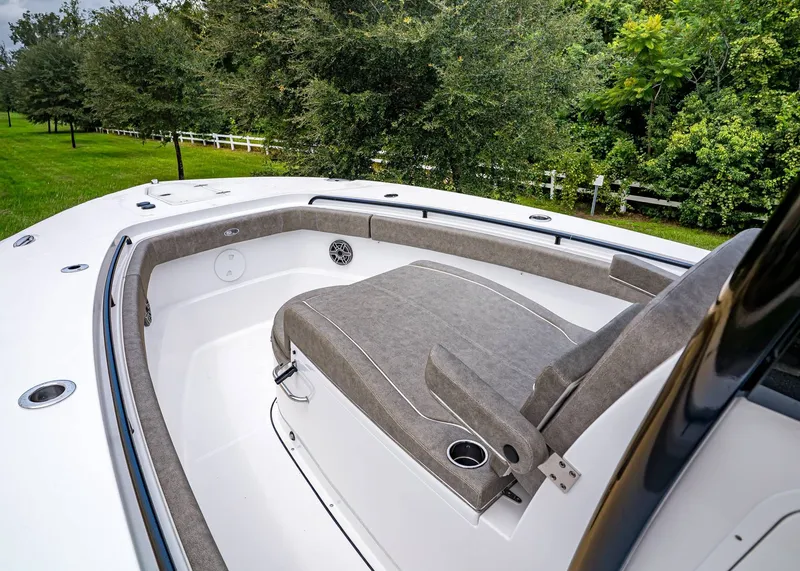 Slide: The Image of Sea Hunt Gamefish 28 Coffin Box 2026 - 30