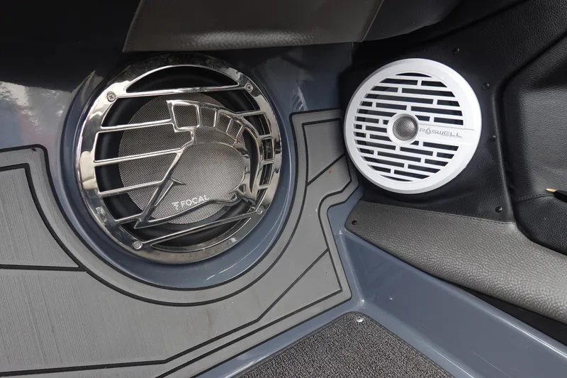 Slide: The Image of 2017 Centurion Ri217 boat speakers, featuring Focal and Roswell audio systems. - 27