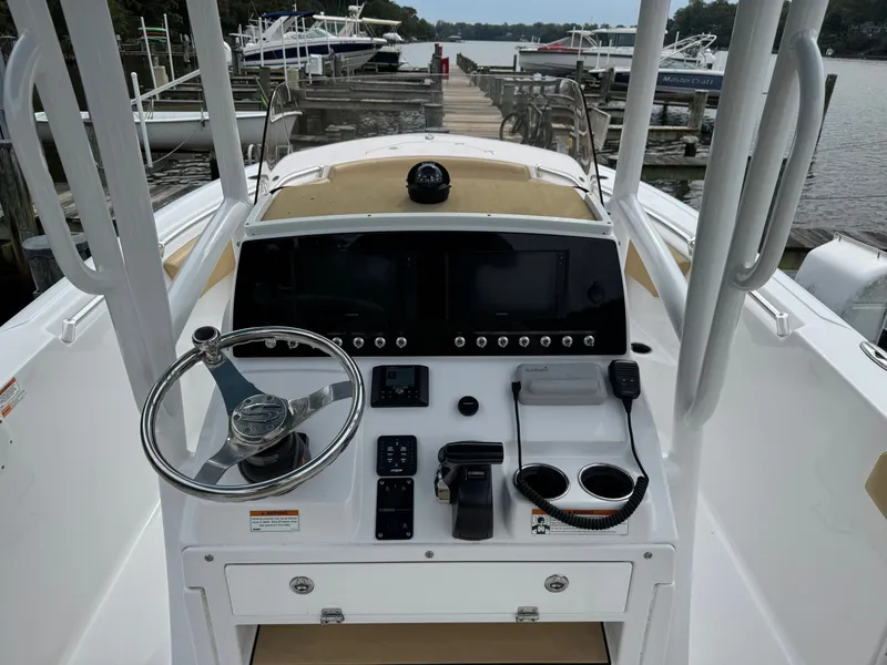 Slide: The Image of Sportsman Heritage 231 Center Console 2021 - 12