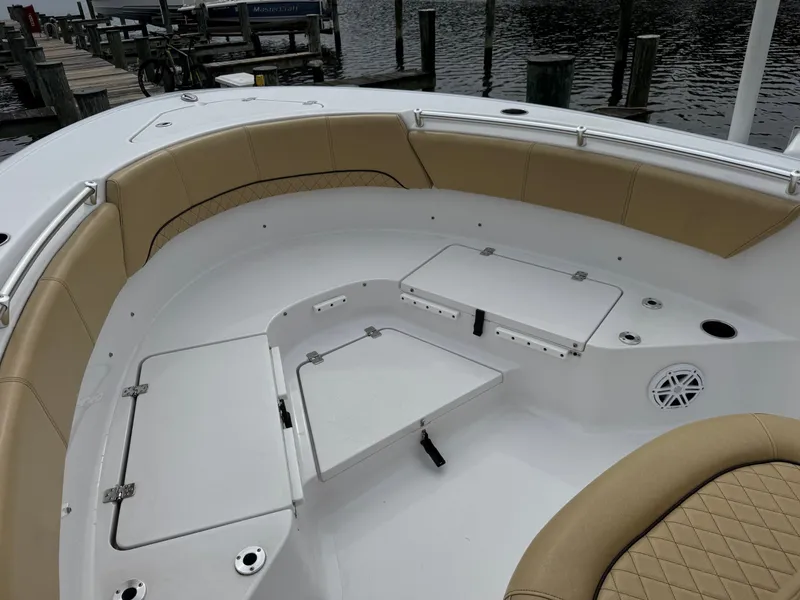 Slide: The Image of Sportsman Heritage 231 Center Console 2021 - 24