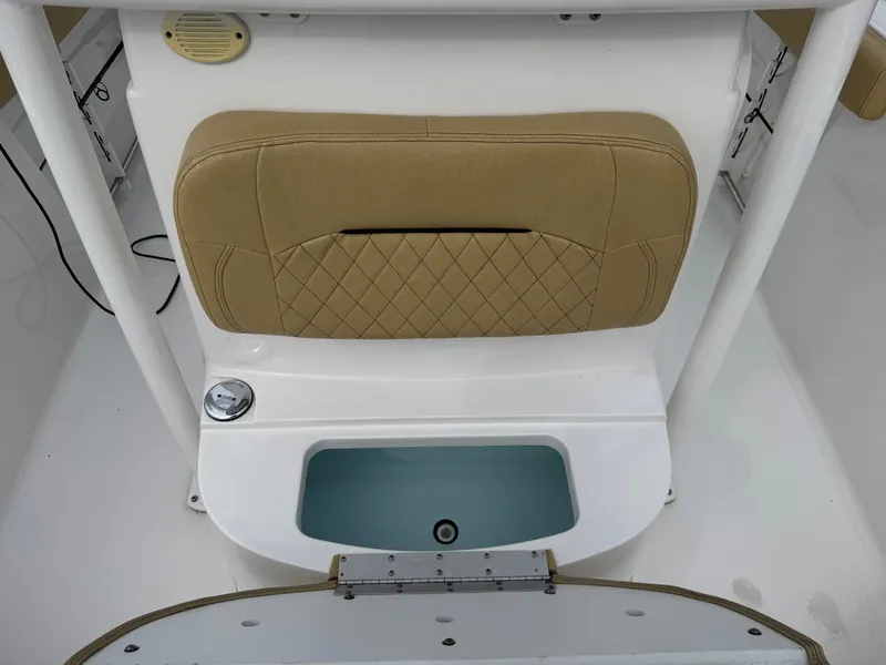 Slide: The Image of Sportsman Heritage 231 Center Console 2021 - 26