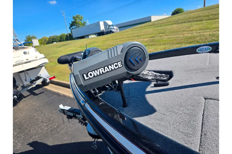 Slide: The Image of 2022 Phoenix 919 ProXP boat with Lowrance navigation system on deck. - 5