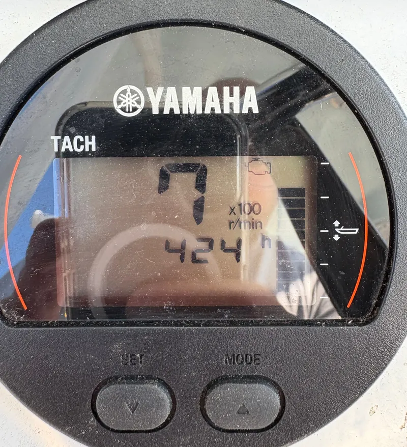 Slide: The Image of Sea Hunt Ultra 229 2021 - 15