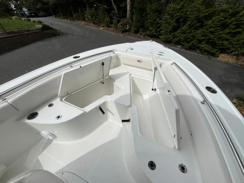 Slide: The Image of Sea Hunt Ultra 229 2021 - 22