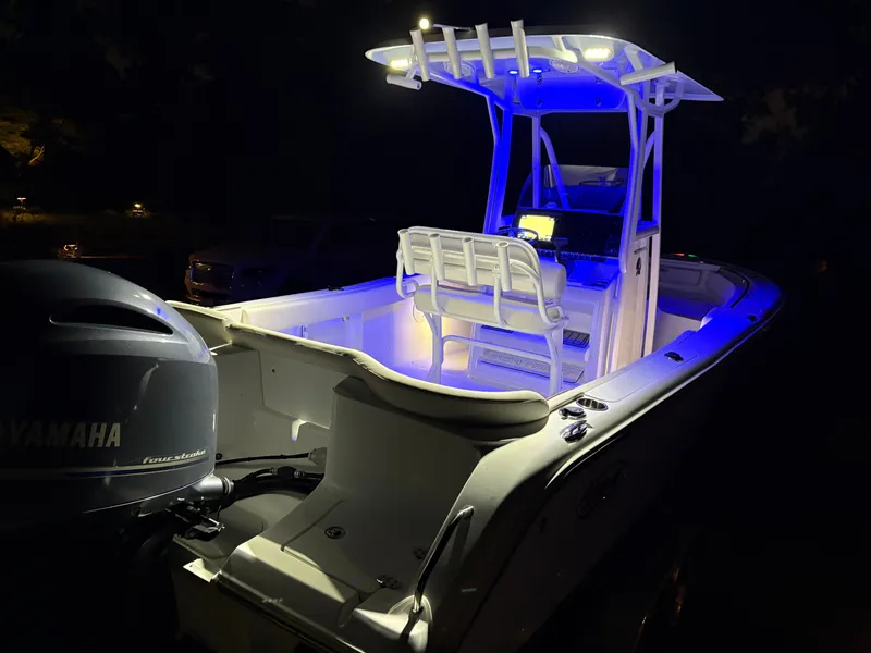 Slide: The Image of Sea Hunt Ultra 229 2021 - 29