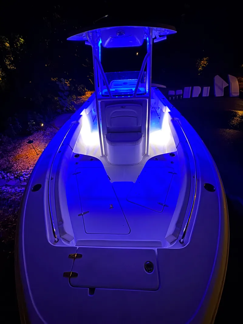 Slide: The Image of Sea Hunt Ultra 229 2021 - 31