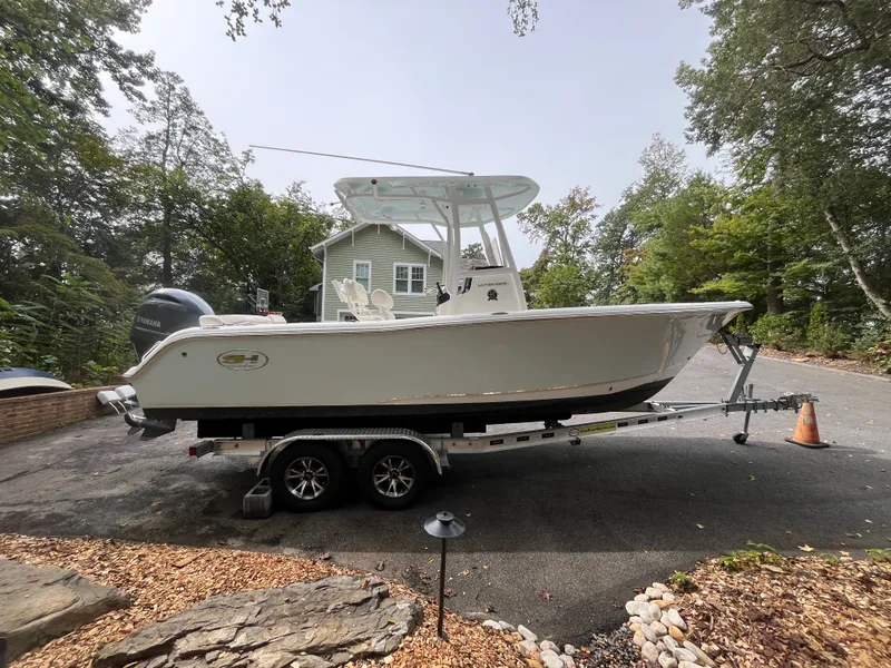 Slide: The Image of Sea Hunt Ultra 229 2021 - 4