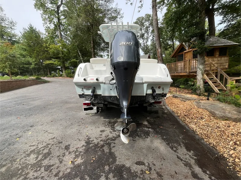 Slide: The Image of Sea Hunt Ultra 229 2021 - 5