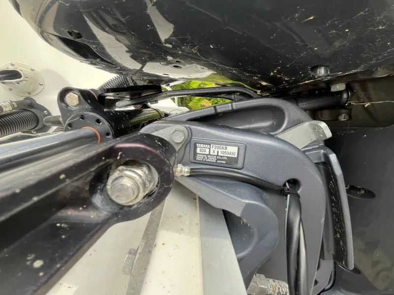 Slide: The Image of Sea Hunt Ultra 229 2021 - 8