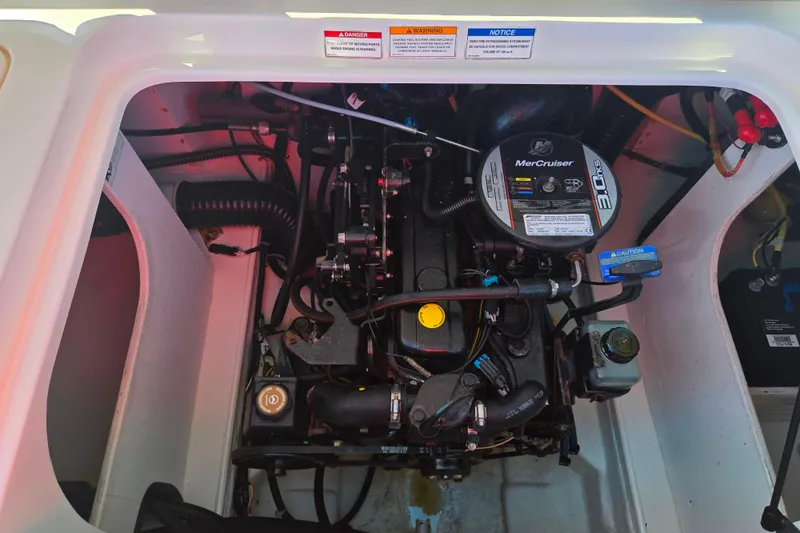 Slide: The Image of Engine compartment of a 2015 Bayliner 185 Bowrider with MerCruiser 3.0L engine. - 21