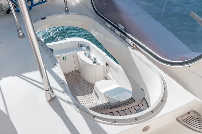 Slide: The Image of Staircase on 2007 Azimut 62 Evolution yacht leading to lower deck with ocean view. - 44