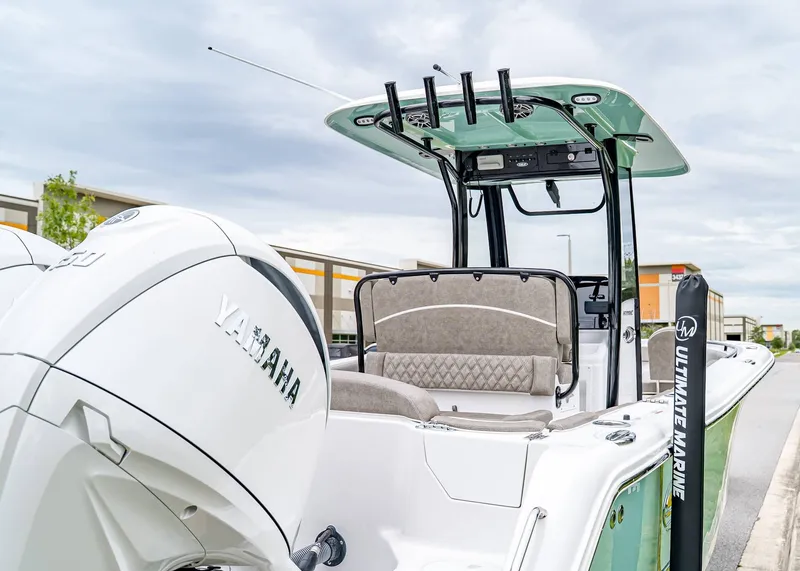 Slide: The Image of Sea Hunt Ultra 265 SE 2026 - 5