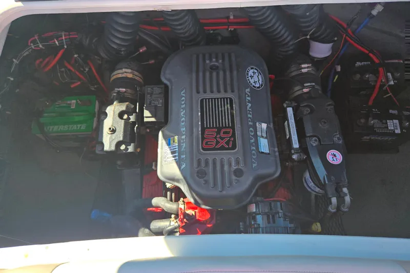 Slide: The Image of Engine compartment of a 2007 Larson LXi 228 with Volvo Penta 5.0 GXI engine. - 23