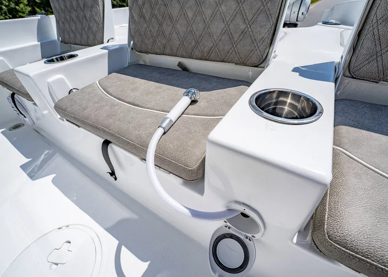 Slide: The Image of Sea Hunt BX 25 FS 2026 - 11