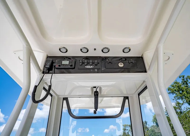 Slide: The Image of Sea Hunt BX 25 FS 2026 - 20