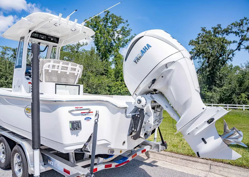 Slide: The Image of Sea Hunt BX 25 FS 2026 - 4